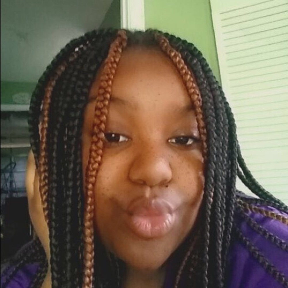 Meet your Posher, Neissah